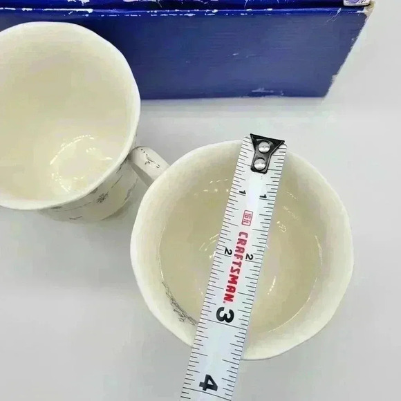 NEW Set of 2 JUNKO SHIMADA Coffee Mug Blue & White Floral Silver Leaf Signed - Picture 9 of 11